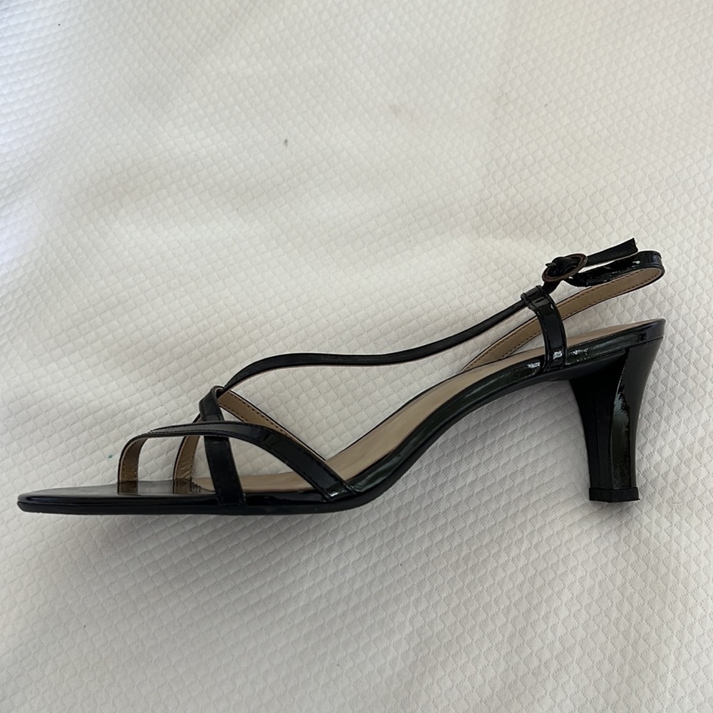 Talbots Black Patent Leather high heeled strappy sandals Mariah 9M NWT